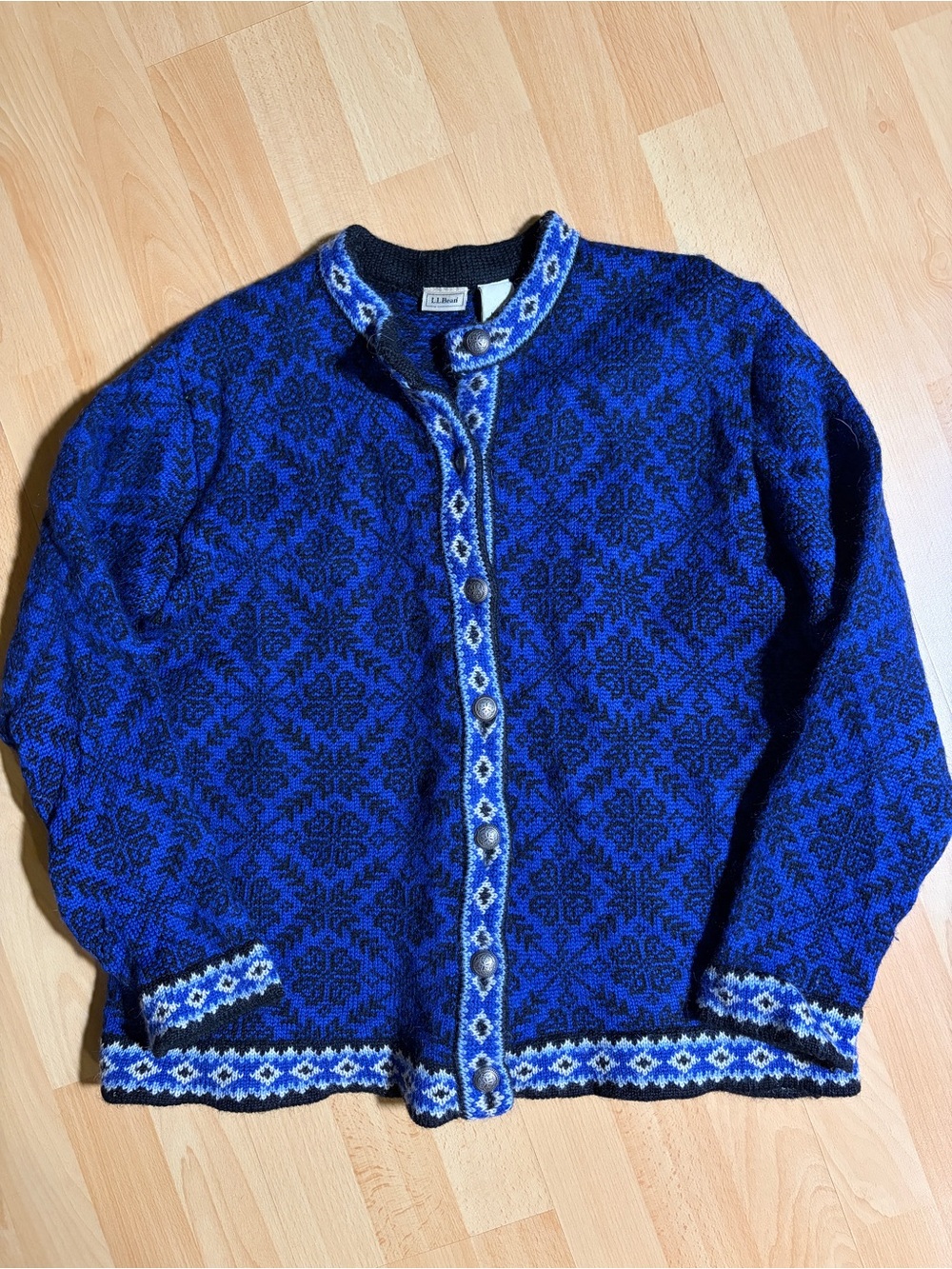 L.L. Bean Vintage Royal Blue and Black Nordic Fair isle Merino Wool Cardigan LG